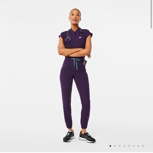 Rafaela Cargo ScrubJumpsuit
Purple Women's Jumpsuit